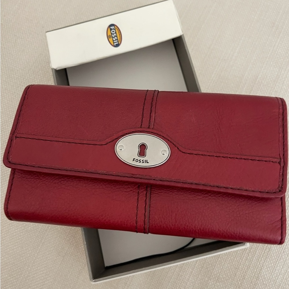 Fossil Red Leather Wallet with Gold Clasp